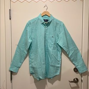 Vineyard vines shirt